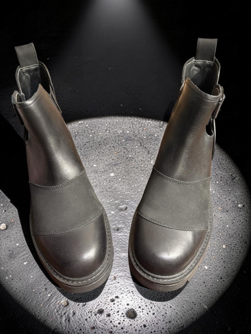 UGG Leather Black W Stockton Lug-Sole Ankle Boots